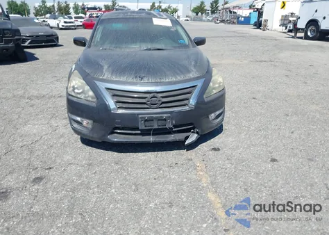 2015 Nissan Altima 2.5 S из США, поврежденный, VIN 1N4AL3AP4FN405966